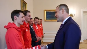 Tomasiak i spółka u Karola Nawrockiego. Prezydent RP otrzymał prezent