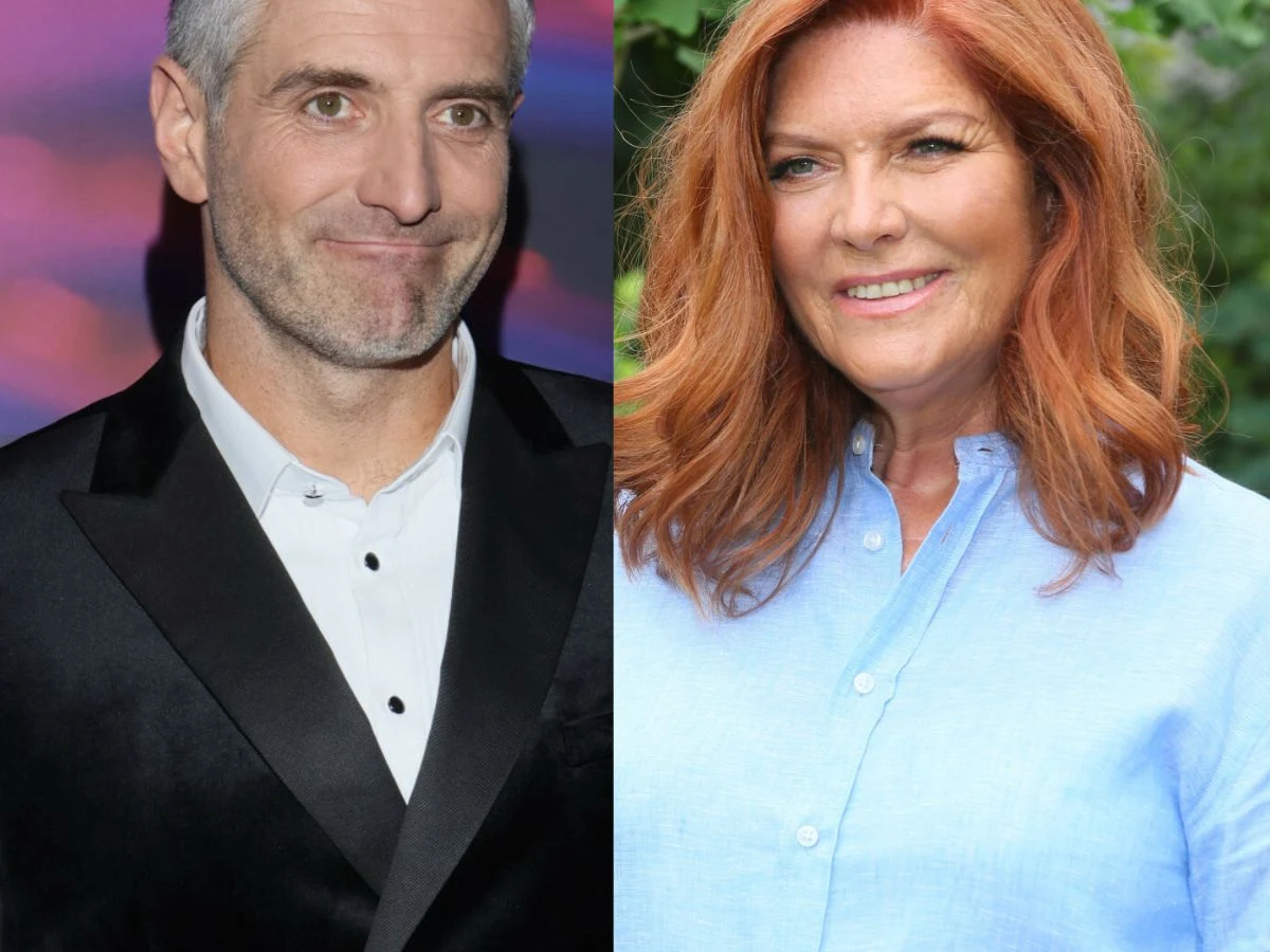 Maciej Dowbor, Katarzyna Dowbor Uśmiechnięty mężczyzna w eleganckim czarnym garniturze z białą koszulą po lewej stronie oraz kobieta z rudymi włosami w niebieskiej, casualowej koszuli na tle zieleni po prawej stronie.