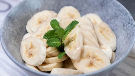 Czerwony banan smakuje podobnie do mango i maliny