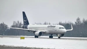 Horror na lotnisku. 600 pasażerów spędziło całą noc w samolotach