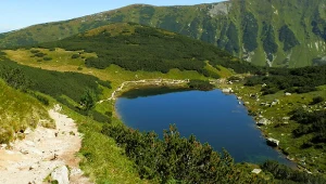 Jedna z najpiękniejszych dolin w Tatrach. Malowniczy szlak i mniej turystów