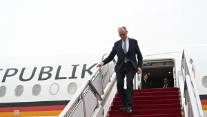 Kancelrz Niemiec zabrał do Chin szefów 30 wiodących firm