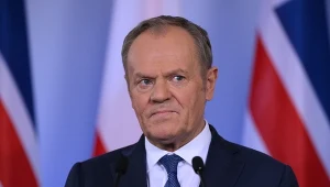 Premier Donald Tusk ukarany zwróceniem uwagi przez sejmową komisję etyki