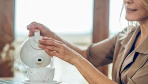 Ten napar hamuje apetyt na słodkie. Odkąd go piję, czuje luz w pasie 