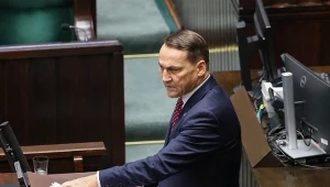 Radosław Sikorski w debacie po exposé oskarżył polityków PiS o próbę przeprowadzenia polexitu