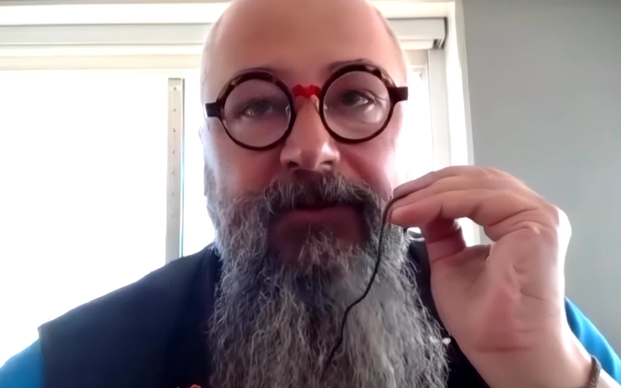 Mikołaj Goluchowski rozmawiał z Olą Filipek w drodze na Antarktydę