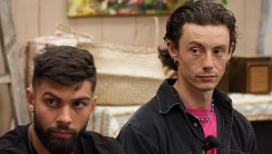 Odejście Janusza zaskoczyło, ale trzeba grać dalej. Co się wydarzy w 10. odcinku "Farmy"?