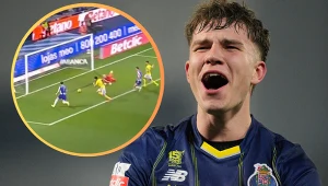 Oskar Pietuszewski z golem przeciwko Arouce