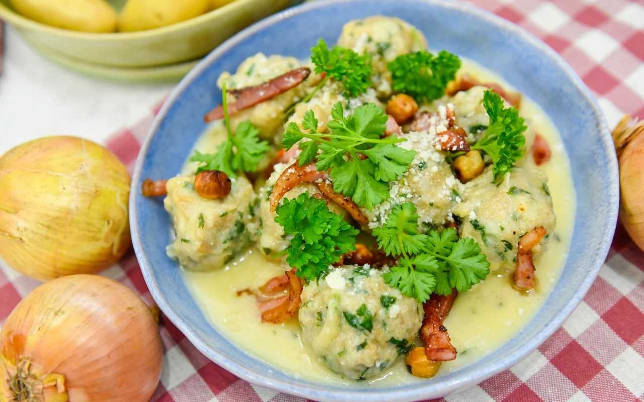 Trydencka zupa cebulowa według Jurka Sobieniaka Trydencka zupa cebulowa według Jurka Sobieniaka