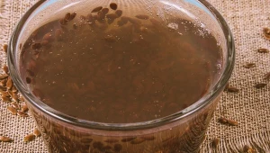 Pij na czczo. Czyści jelita jak odkurzacz, pomaga spalić zbędne kalorie