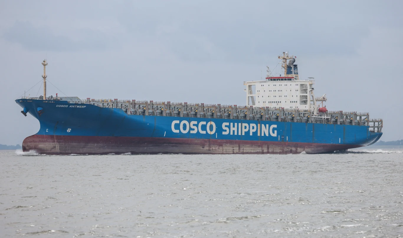 Chiński armator Cosco wycofuje statki w Zatoce Perskiej Atak na Iran. Chiny wycofują statki z Zatoki Perskiej