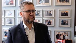 "Gigantyczne wsparcie warszawiaków"