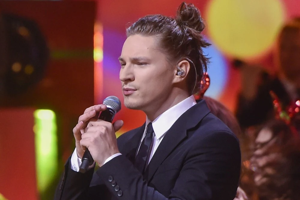 Adam Stachowiak rozstał się z żoną w atmosferze skandalu Adam Stachowiak na scenie