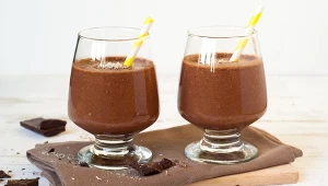 Koktajl lepszy niż sama kawa - pobudza i wspomaga koncentrację.