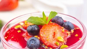 Niskokaloryczny deser z PRL-u. Jest smaczny i delikatny dla żołądka 