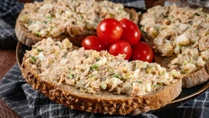 Pyszna pasta kanapkowa z makrelą. Smaczna i zdrowa