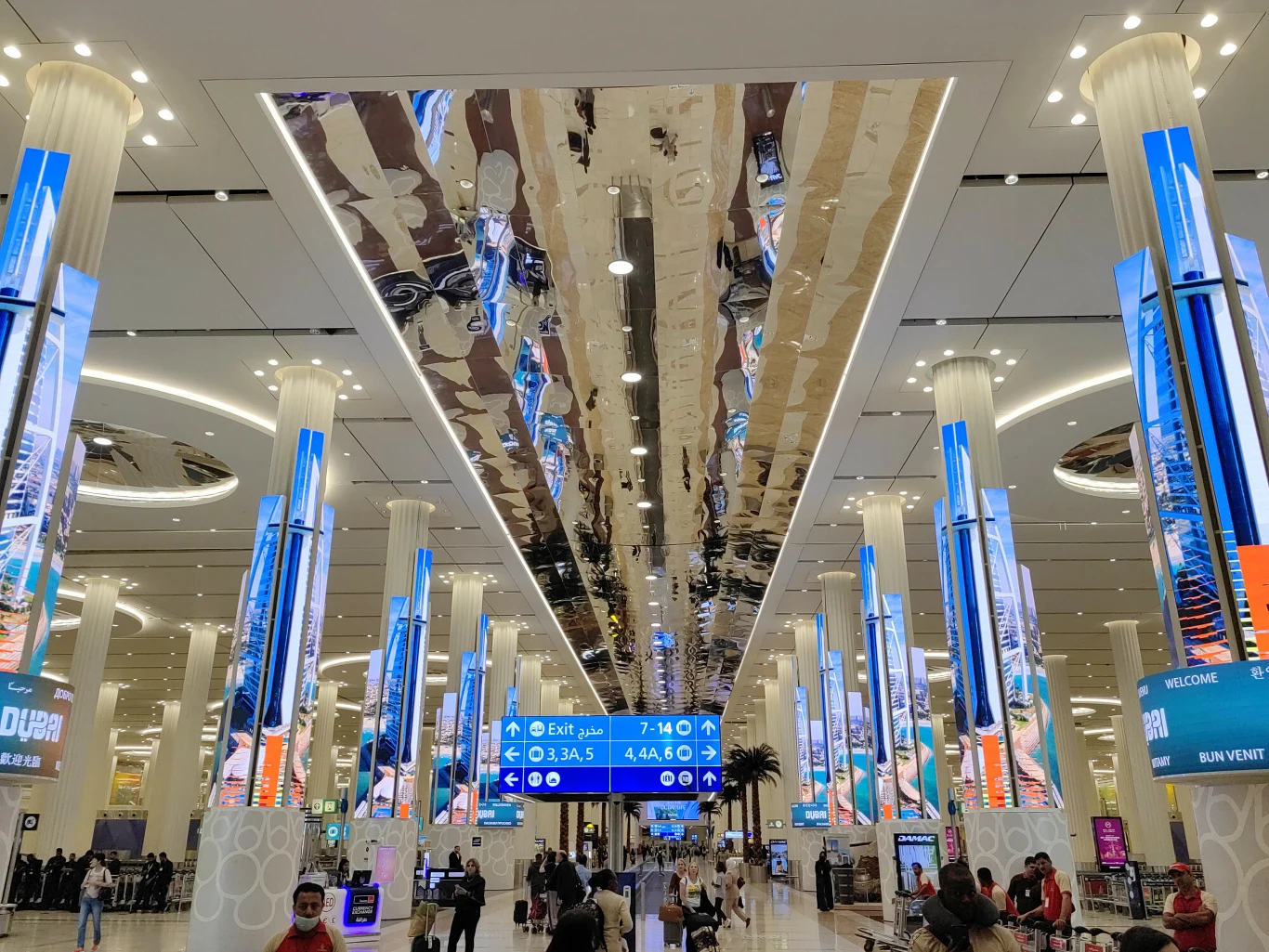 Międzynarodowy Port Lotniczy w Dubaju to ważny hub przesiadkowy w regionie Bliskiego Wschodu Międzynarodowy Port Lotniczy w Dubaju, Al Garhoud