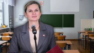 Polskie Towarzystwo Fizyczne protestuje przeciwko zmianom w ramowych planach nauczania dla szkół ponadpodstawowych. Na zdj. minister Barbara Nowacka