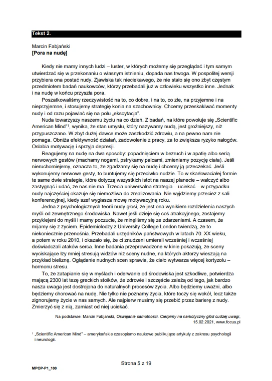 Strona książki zawierająca blok tekstowy z tytułem „Pora na nudę” autorstwa Marcina Fabjańskiego, tekst wyjustowany, z wyróżnionym nagłówkiem „Tekst 2” na górze oraz przypisem i stopką redakcyjną na dole strony.