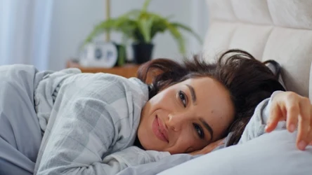 Naturalny sposób na bezsenność. Zaśniesz w 5 minut