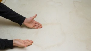 Zacieki na materacu? Te sposoby sprawią, że po plamach nie będzie śladu