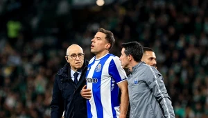 Bednarek kontuzjowany, o "oprawcy" Polaka już głośno. Kolejny cios dla "Smoków"