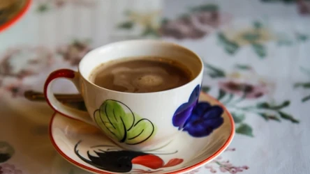 Wystarczy dodawać do porannej kawy i pić regularnie. Szybko zobaczysz efekty.