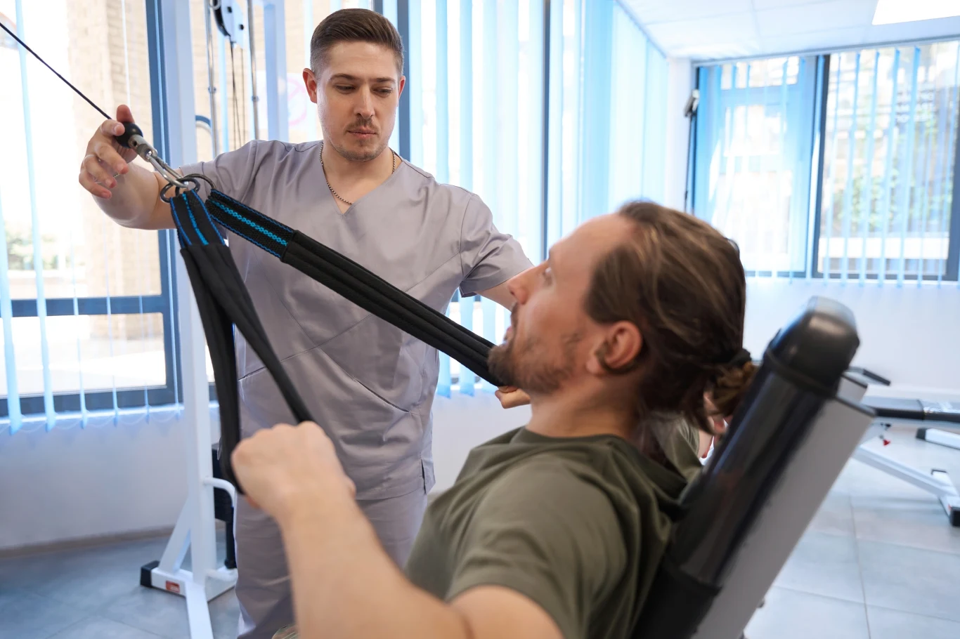 Do sanatorium na koszt ZUS mogą wyjechać tylko wybrane i ubezpieczone osoby. Do sanatorium na koszt ZUS mogą wyjechać tylko wybrane i ubezpieczone osoby.