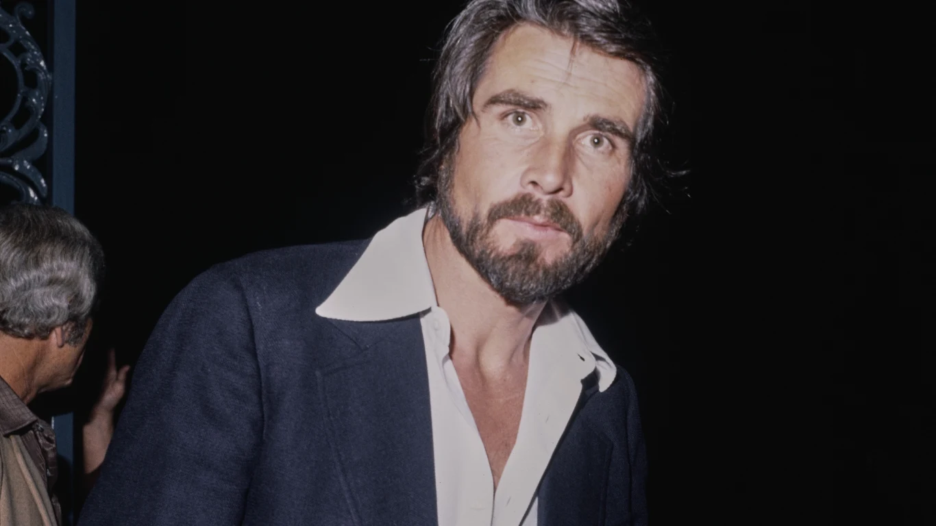 James Brolin James Brolin, który niemal zagrał Jamesa Bonda w filmie "Ośmiorniczka" z 1983 roku.