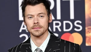 Harry Styles powrócił do udzielania wywiadów w związku z nadchodzącą premierą albumu