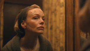 Carey Mulligan w serialu "Awantura"
