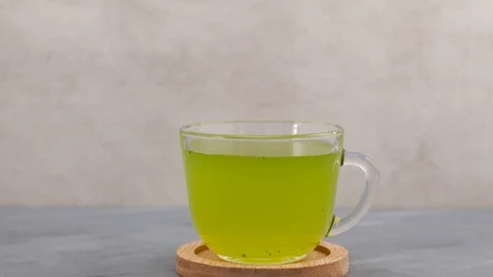 Czy herbata z moringi jest zdrowa? Kto powinien ją spożywać?
