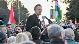 Demonstracja przed ambasadą Ukrainy. Szef MSZ Węgier: To nie nasza wojna