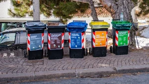 Wyrzucił śmieci i zapłacił ponad 200 euro. Wszystko przez stary bilet