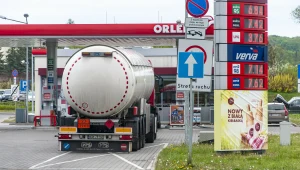 Dlaczego ceny paliwa tak szybką rosną, a wolno spadają?