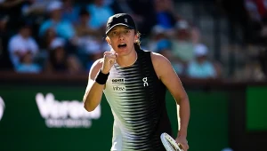 Słowa Świątek niosą się po świecie, organizator odpowiada. Jedno słowo