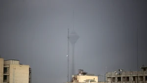 Toksyczny deszcz w Iranie. Apokaliptyczny obraz miasta 