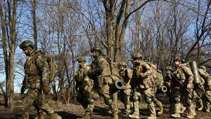 Przewaga Rosjan "częścią ogólnego planu"? Ukraiński dowódca szokuje