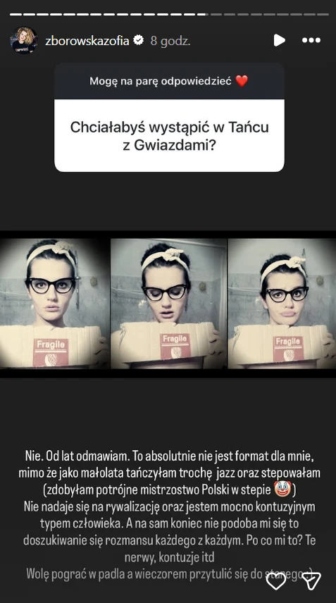Trzy zdjęcia kobiety w okularach, z opaską na głowie, trzymającej tabliczkę z napisem 'Fragile', poważny wyraz twarzy; na górze pytanie o udział w 'Tańcu z Gwiazdami', poniżej obszerna odpowiedź tekstowa odrzucająca tę propozycję.