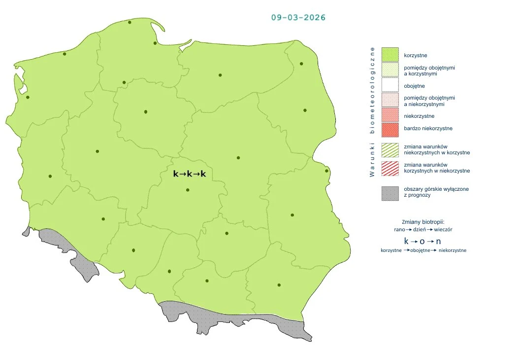 Mapa Polski z oznaczeniem różnych regionów jednolicie w kolorze zielonym symbolizującym korzystne warunki biometeorologiczne, z wyjątkiem południowych obszarów oznaczonych na szaro jako wyłączone z prognozy; legenda po prawej stronie wyjaśnia znaczenie...