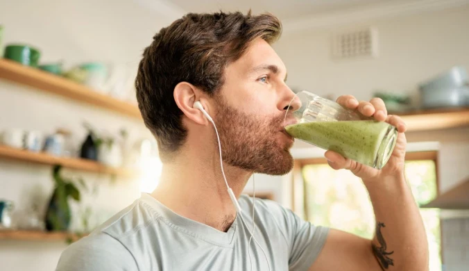 Odżywki białkowe to najczęściej wybierane suplementy przez mężczyzn. Co jeszcze wspiera kondycję i zdrowie mężczyzn?