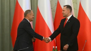 Jak Polacy oceniają współpracę prezydenta z rządem. Na zdjęciu: premier Donald Tusk (po lewej) i prezydent Karol Nawrocki (po prawej)