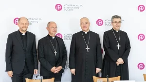 Zebranie KEP. Ważą się losy komisji do spraw wykorzystania małoletnich