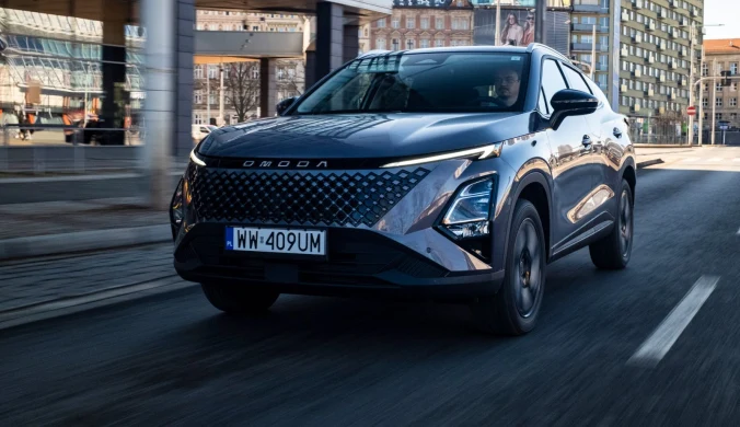 Hybrydowa Omoda 5 jest dostępna w cenie od 116,5 tys. zł
