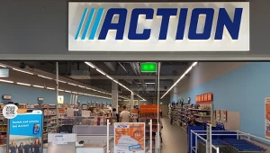 Na Empiku ponad 600 zł, na Allegro prawie 200 zł. W Action ten mop kosztuje tylko 149,95 zł