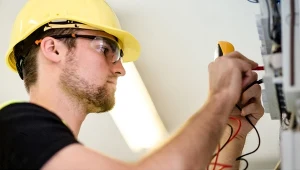 Gdzie szukać elektryka bez ryzyka?