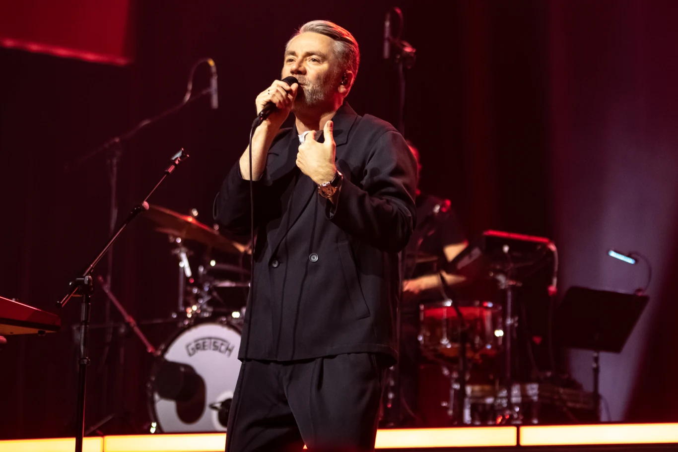 Kuba Badach article cover