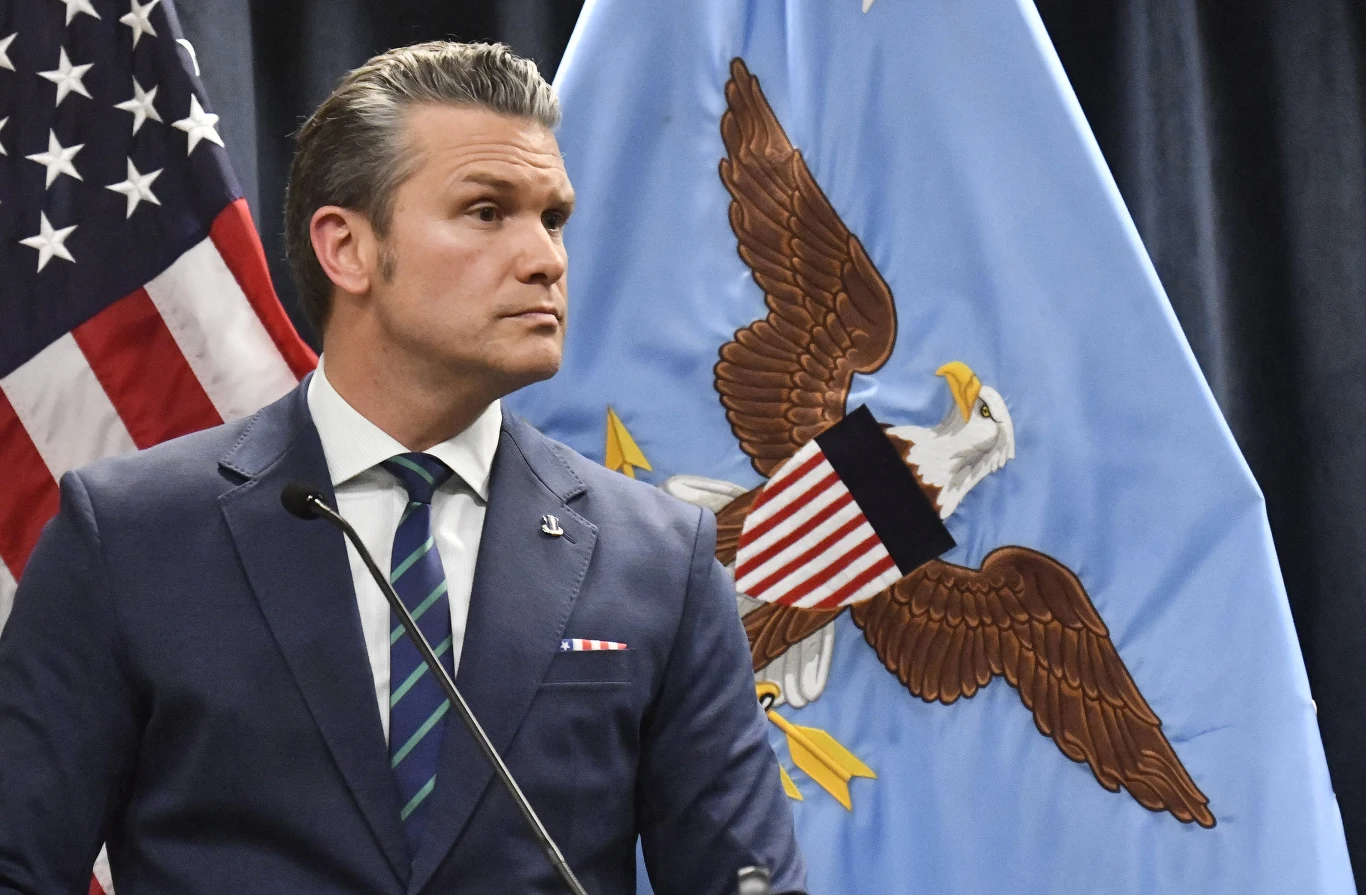 Antrophic odrzuca zarzuty Pentagonu i pozywa administrację Donalda Trumpa. Na zdjęciu szef Pentagonu, Pete Hegseth Pete Hegseth