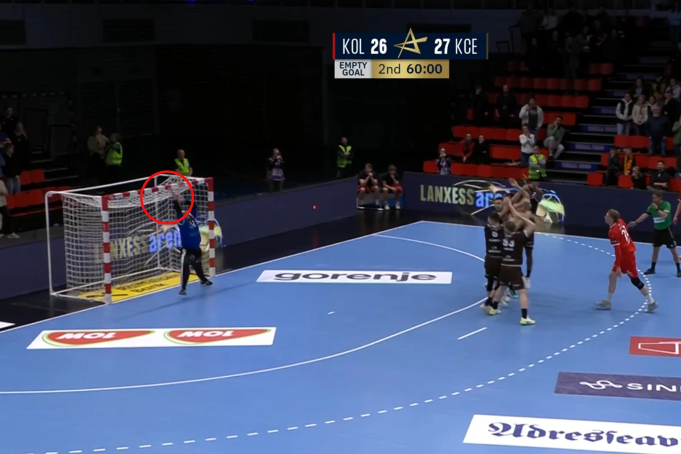 Dramatyczny finał w Trondheim - Industria Kielce utrzymała trzecie miejsce w grupie