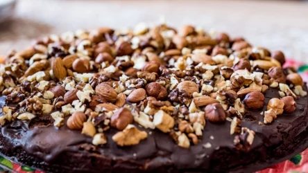 Mazurek wielkanocny z przepisu Elżbiety Kiewnarskiej to specjał, który robi się naprawdę błyskawicznie